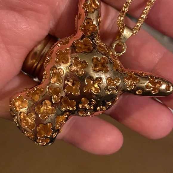 Yellow Pikachu necklace - Picture 2 of 5